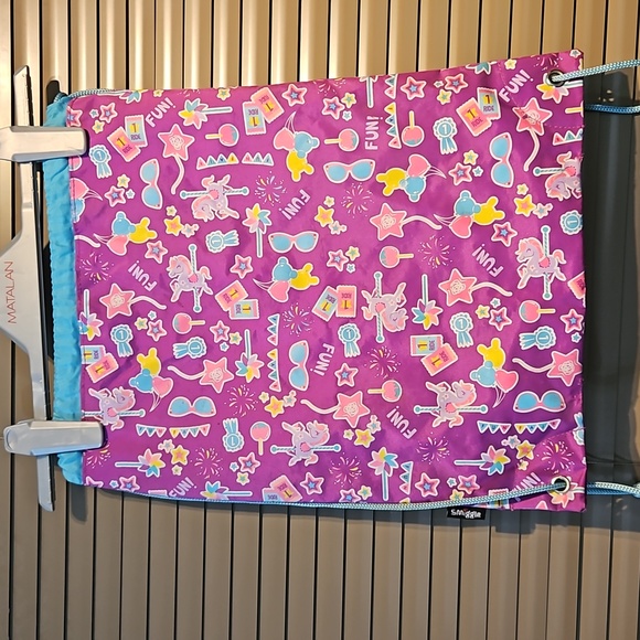 Smiggle preloved drawstring bag sport for school sports, swimming, football etc - Picture 3 of 17